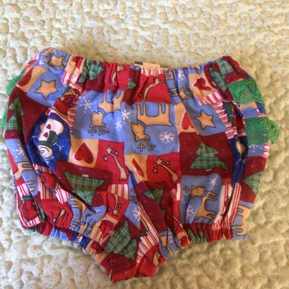 Ruffled diaper covers